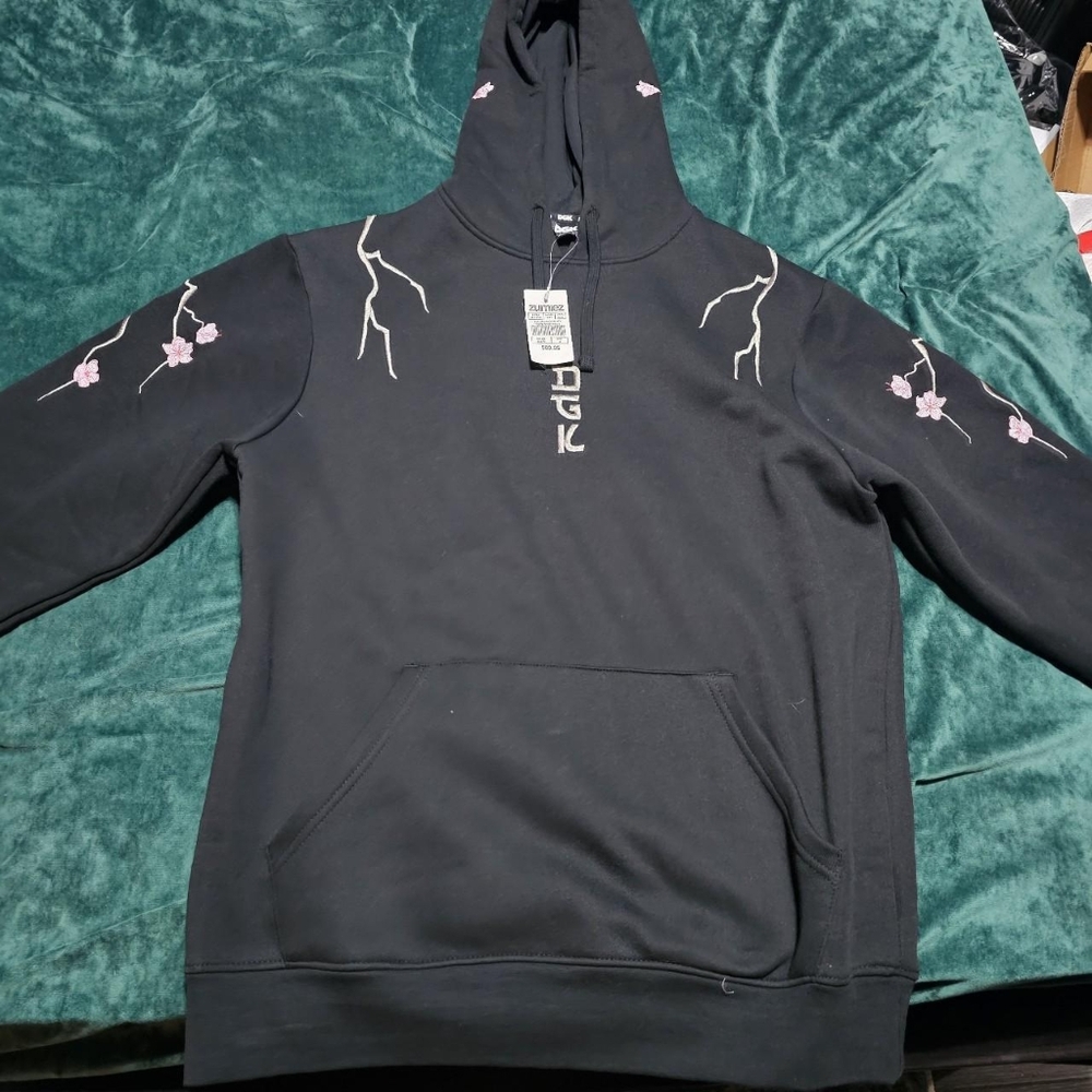NWT Black Cherry Blossom DGK Hoodie M